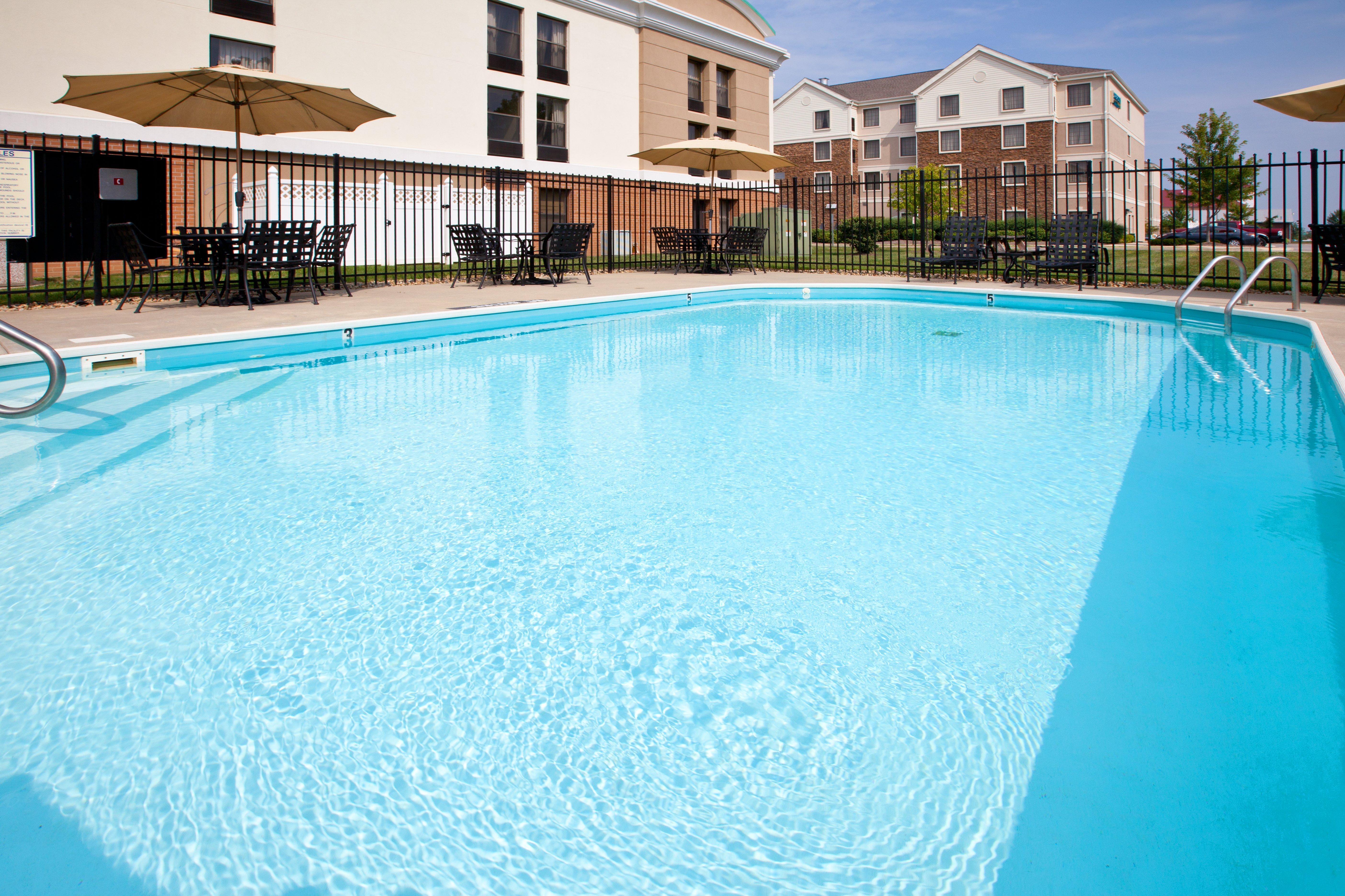 Holiday Inn Express Indianapolis Airport By Ihg Plainfield Einrichtungen foto